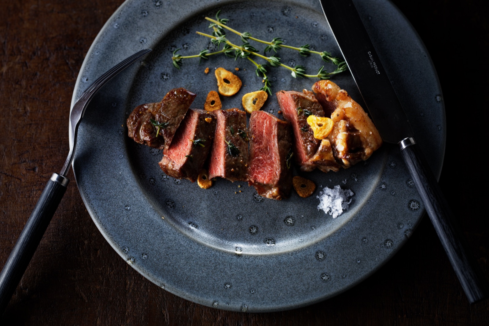 鉄分豊富な鹿肉ステーキ